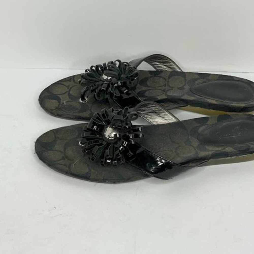 Coach Black Tan Suki‎ Thong Sandals